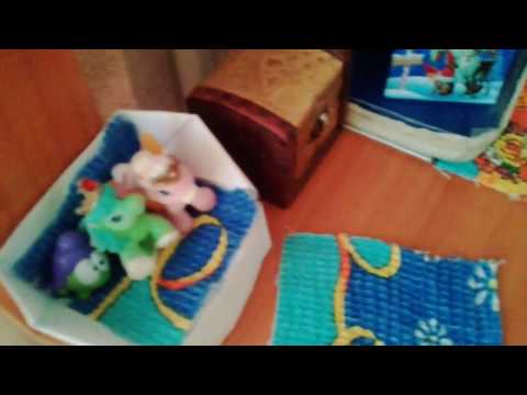 Кролик-брелок обзор комнаты.