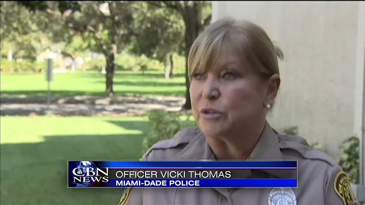 Instead of Arrest, Officer Pays for Shoplifter's Groceries