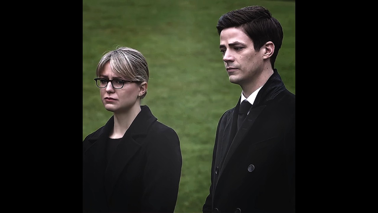 they found each other then lost oliver #arrowverse #arrow #theflash #supergirl #dc #foryou #fyp