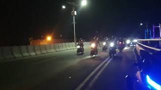 Turing motor di malam hari