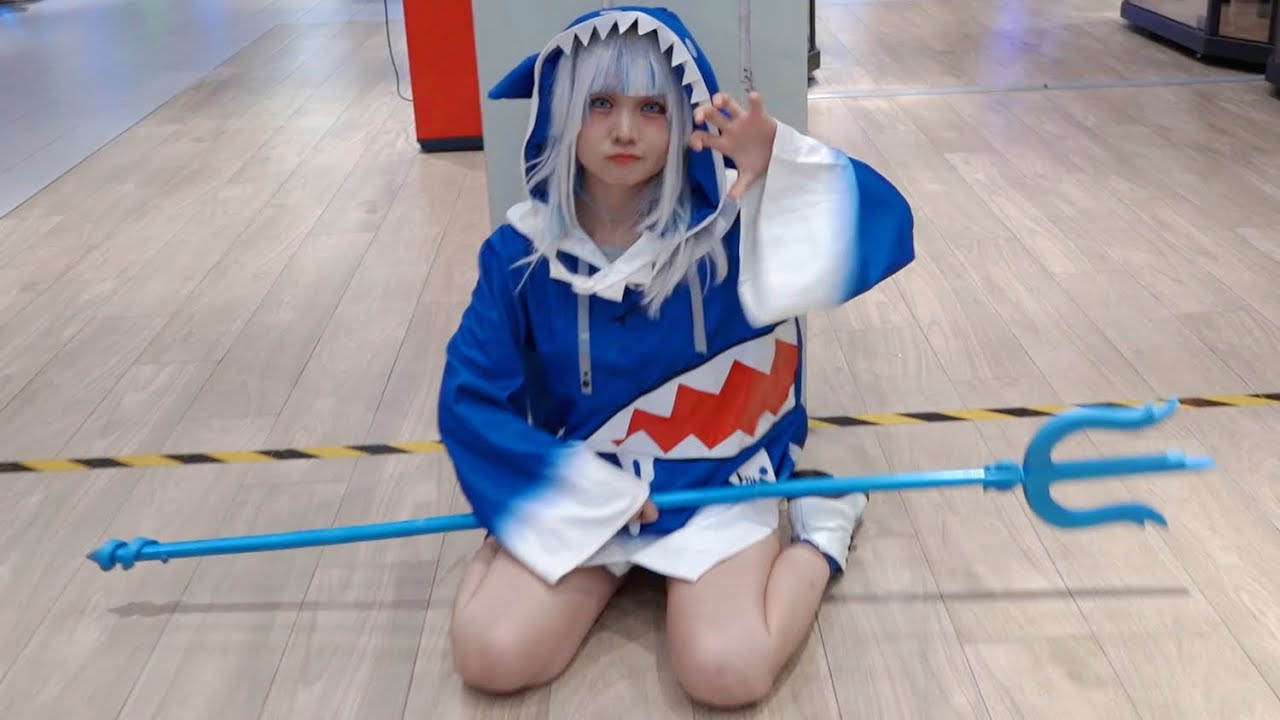 Coser幻日祭｜可愛鯊鯊｜cosplay｜動漫展｜Gawr Gura｜がうる・ぐら｜噶嗚·古拉｜秀泰台中站前館｜虛擬Youtuber ...