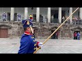 Кито - Парадная смена караула у президентского дворца