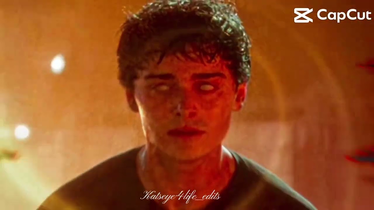 Maybe a little different edit for you guys I just got on season 5 so I thought to celebrate…………