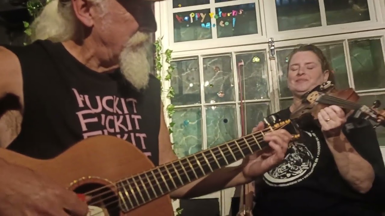 Hoverdonkey, Stratus Crow at Bom-Banes, Brighton 7/10/25