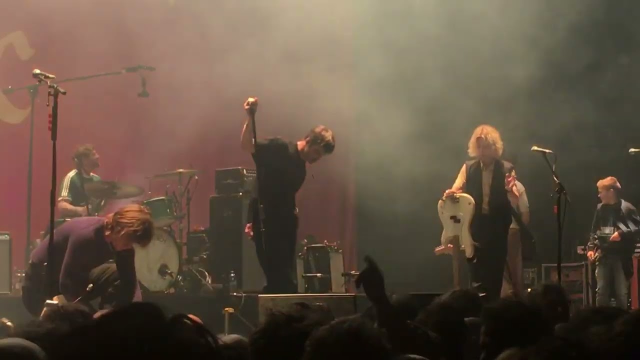 Fontaines DC Too Real 6 April 2022 TivoliVredenburg, Utrecht YouTube