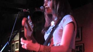 Speedy Ortiz - Casper (1995) (Live @ 100 Club, London, 16/08/14)