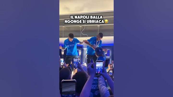 NAPOLI BALLA e NGONGE si UBRIACA😂🎉 #shorts