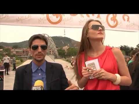 ცნობილი პროექტი საქართველოშია - მაღალქუსლიანი ფეხსაცმლით სირბილით მოპოვებული ორკვირიანი დასვენება