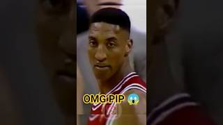 ALONZO MOURNING Elbows Scottie Pippen in the Head (G4 1997 Playoffs) 🏀🔥#michaeljordan #nba #shorts