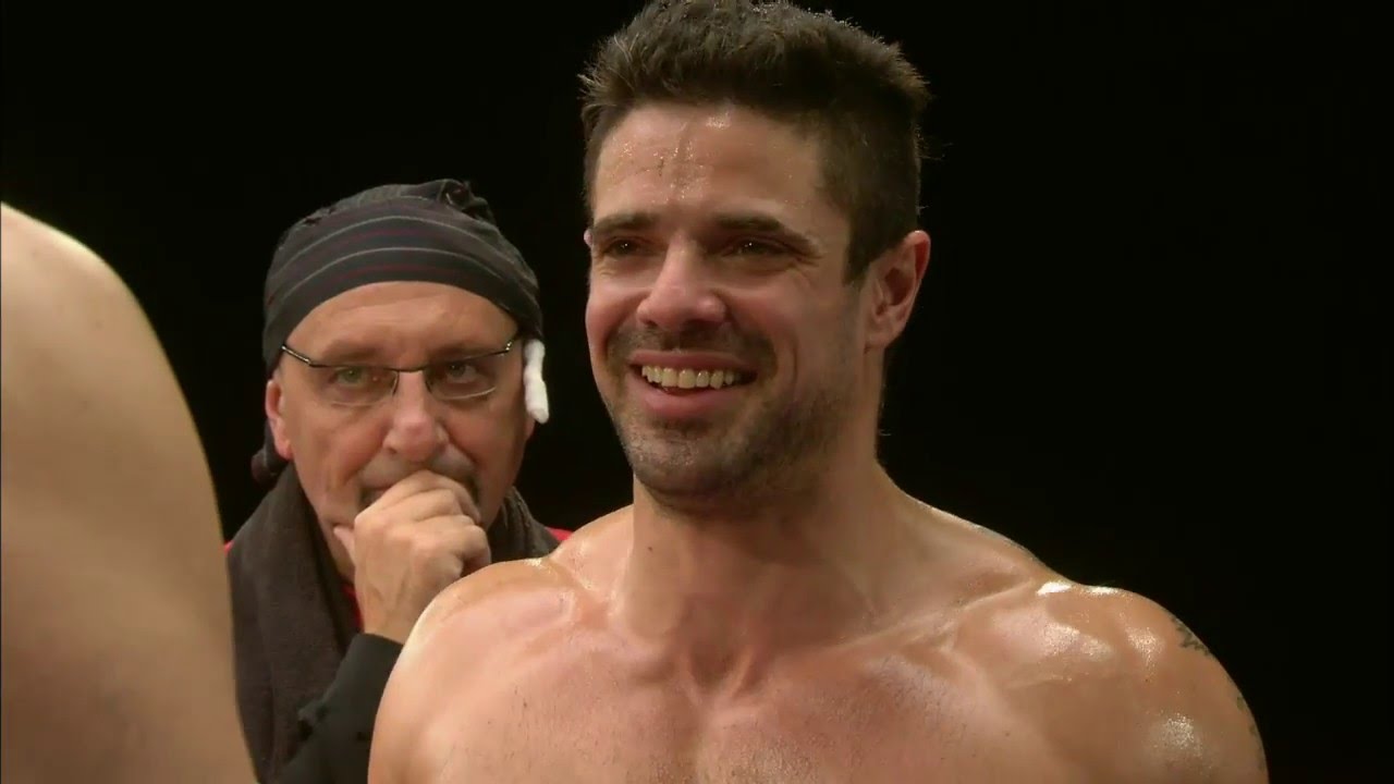 La Mole Moli Vs. Ringo