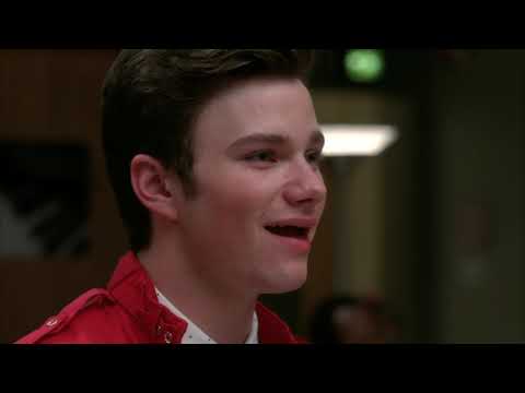 Glee Hand Glee - I Want To Hold Your Hand full performance HD (Official Music ...