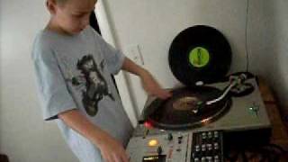 6 Year old Dj Iz (On J-one Looper 2)