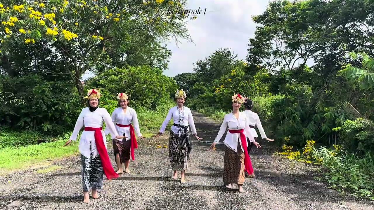 TUGAS SENI BUDAYA TARI TRADISIONAL (TARI BALI) KELOMPOK 1 KELAS XI.12 