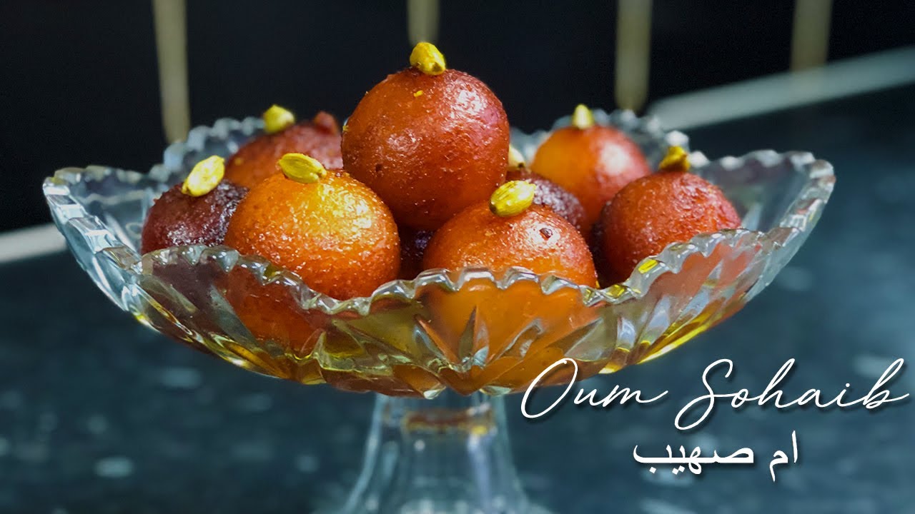 Indian Gulab | Gulab Jamun | حلوة معسلة هندية   القلاب تستحق التجربة