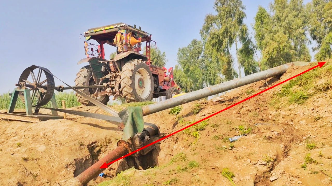Water Pumping Old Techniques In South punjab || oldest methods of irrigation with tractor shaft