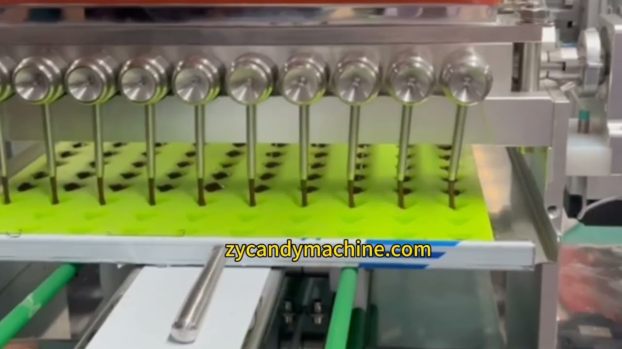 Complete set of small candy making machines with gummy candy deposting machines equipment