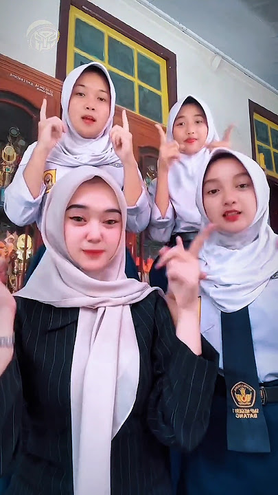 terlena lena #shorts #hijab #joget #cantik #shortvideo