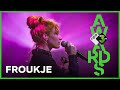 Miniconcert Froukje met o.a. 'Onbezonnen' en 'Groter Dan Ik' | 3FM Awards 2021 | NPO 3FM