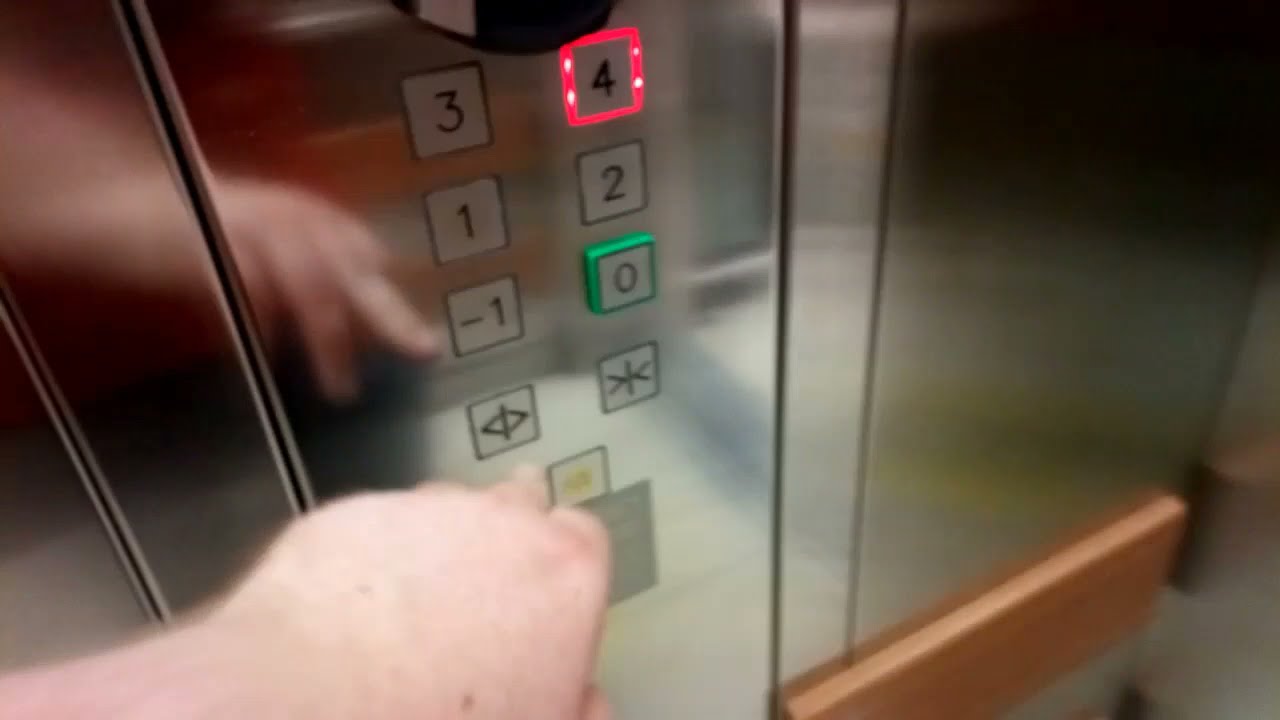 Kleemann Lifts- Dunnes Stores, Cork