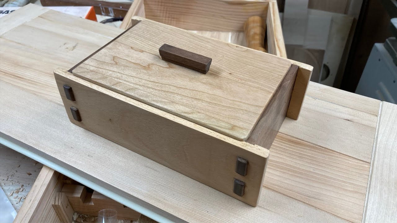 Отличный проект на выходные: постройте небольшой ящик со сквозными шипами