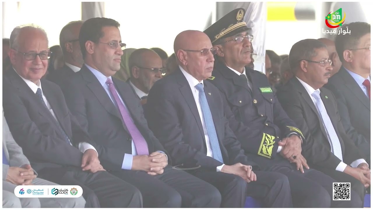 رئيس الجمهورية يشرف على تدشين جسر الصداقة والمقر الجديد لشركة النقل العمومي  و المرافق التابعة له