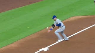 TOR@HOU: Donaldson recovers to make an excellent stop