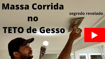 Tem que passar massa corrida no forro de gesso?