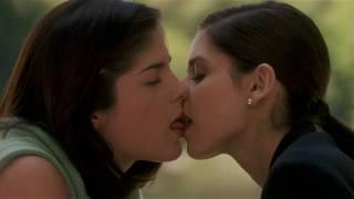 Lesbian Kissing Vid