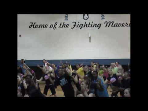 Bradley Middle Dance Teams - Charlotte Get Your Mo...