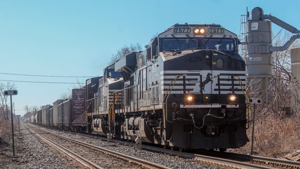 Northfolk Southern Duo! CPKC 230 Rolling Through Loreland 3/8/2026