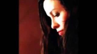 Alanis Morissette - UR