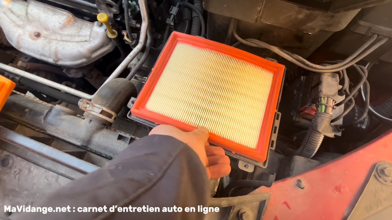 Changement filtre à air en 2min Peugeot 206 1.4 75/90cv (débutant), moteur TU3 JP (KFX)