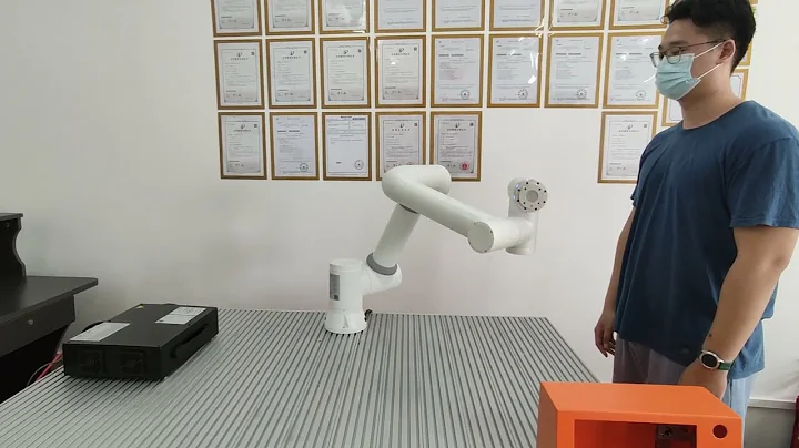 Industrial automation with collaborative robots-Perfect collision detection