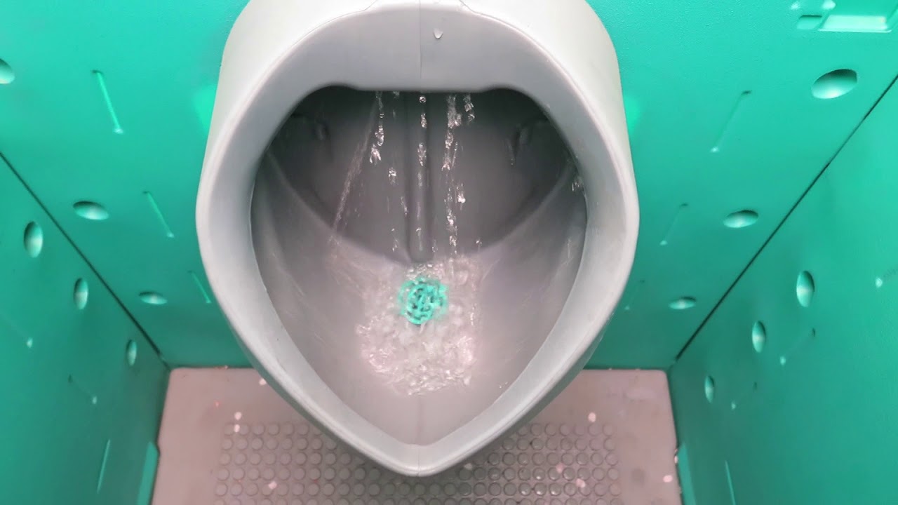 HD版】 仮設トイレの小便器 6 Urinal Flushing Like a Waterfall - YouTube