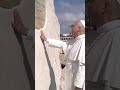Leo XIV. auf Lampedusa: Gebet am Friedhof und Weg zur Porta d'Europa