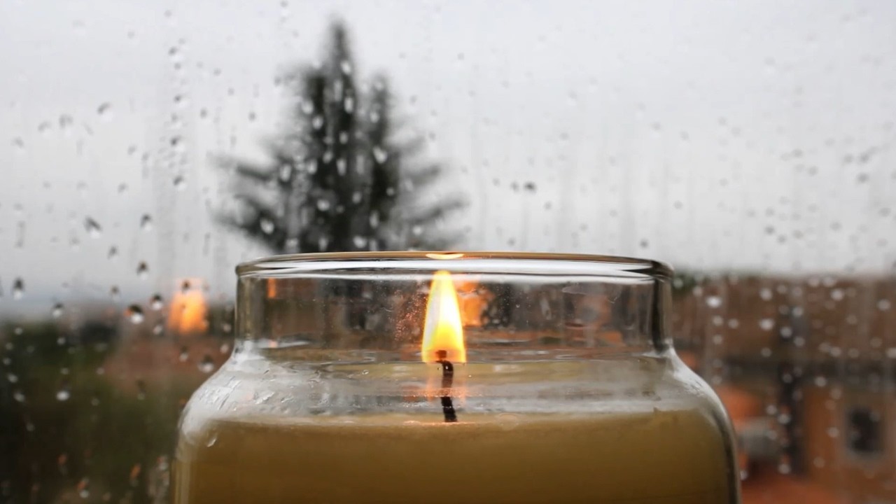 Gentle Rain on the Window: Relaxing Sound with Candlelight for Sleep, Relaxation & Focus | 10h