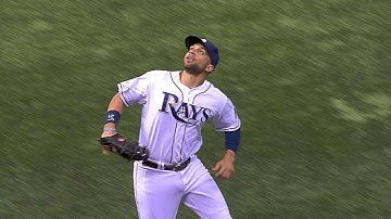 MIL@TB: Loney secures the popup in foul territory