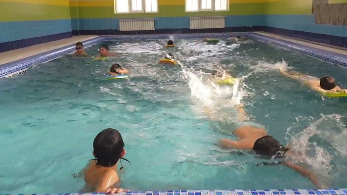 Dnepropetrovskda jinsiy aloqa uchun Yetuk ayollarning dumaloq dumbalari