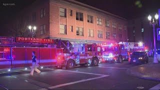 Downtown apartment fire-Man rescued from apartment fire in NW Portland