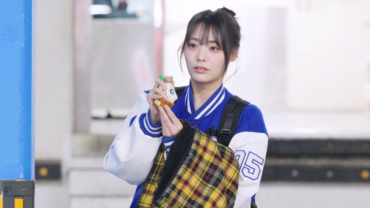 [8K] QWER 우리은행 스페셜스테이지 퇴근길 직캠 | 251213