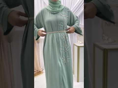 Abaya Dubaï Neyssa tenue de l’Aïd 2022 www.neyssa-shop.com