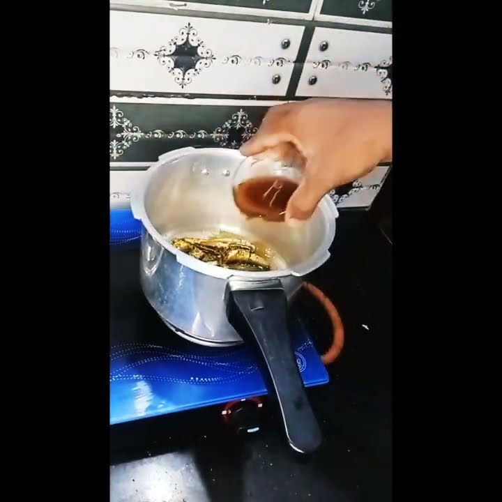 Cooker mathi(chaala)#shorts #fishcurry#food - YouTube