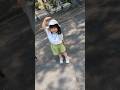 公園で遊ぶ前に準備体操するうなちゃん♥