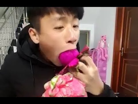 Eating a whole dragon fruit in just one bite! - YouTube