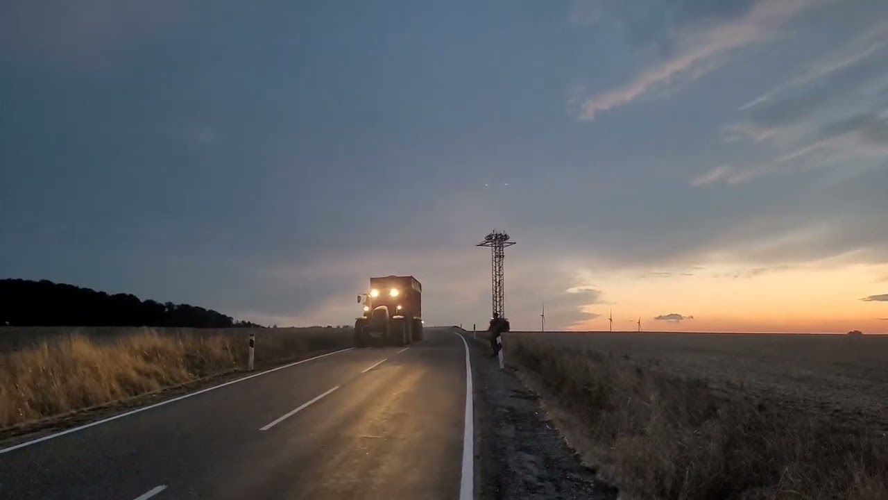 Baby Shark Horn Hupe Trecker Traktor Mais YouTube