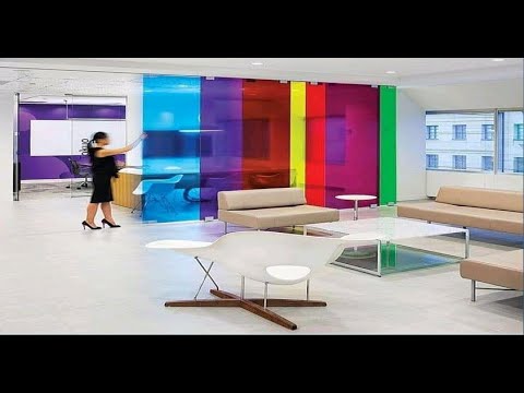 تاثير الزجاج الملون في الفراغات الداخلية   