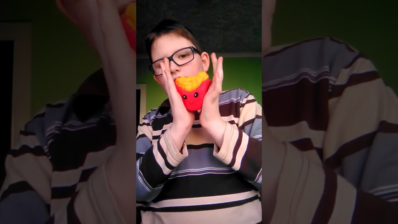 Unboxing Squishy - Andrei Vlogs - YouTube