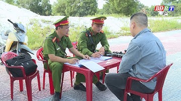 Phường Ba Đồn: Công an phường vận động nhân dân giao nộp vũ khí, vật liệu nổ, công cụ hỗ trợ và pháo