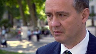 London fire: Expert says he tried to warn officials