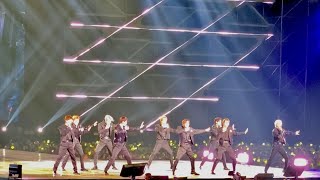 THE REASON WHY IT’S FAVORITE + FAVORITE - FANCAM NEO CITY JAKARTA THE LINK NCT 127 2ND TOUR [221105]